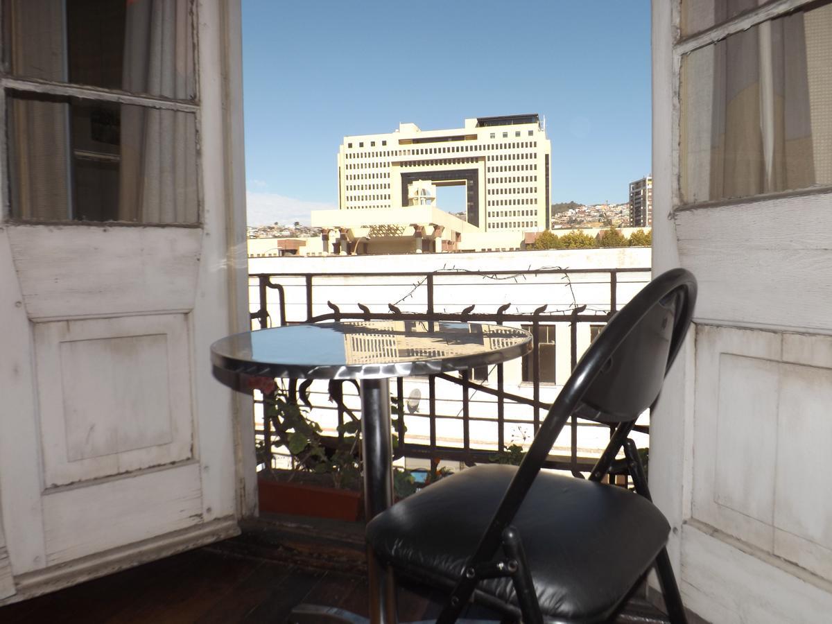 Hostal Fiorenttina فالبارايسو المظهر الخارجي الصورة