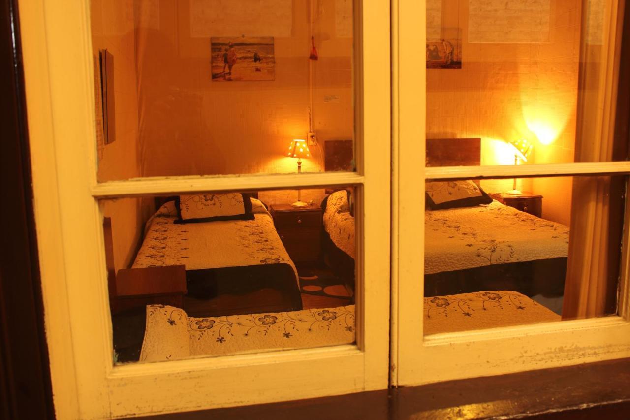 Hostal Fiorenttina فالبارايسو المظهر الخارجي الصورة