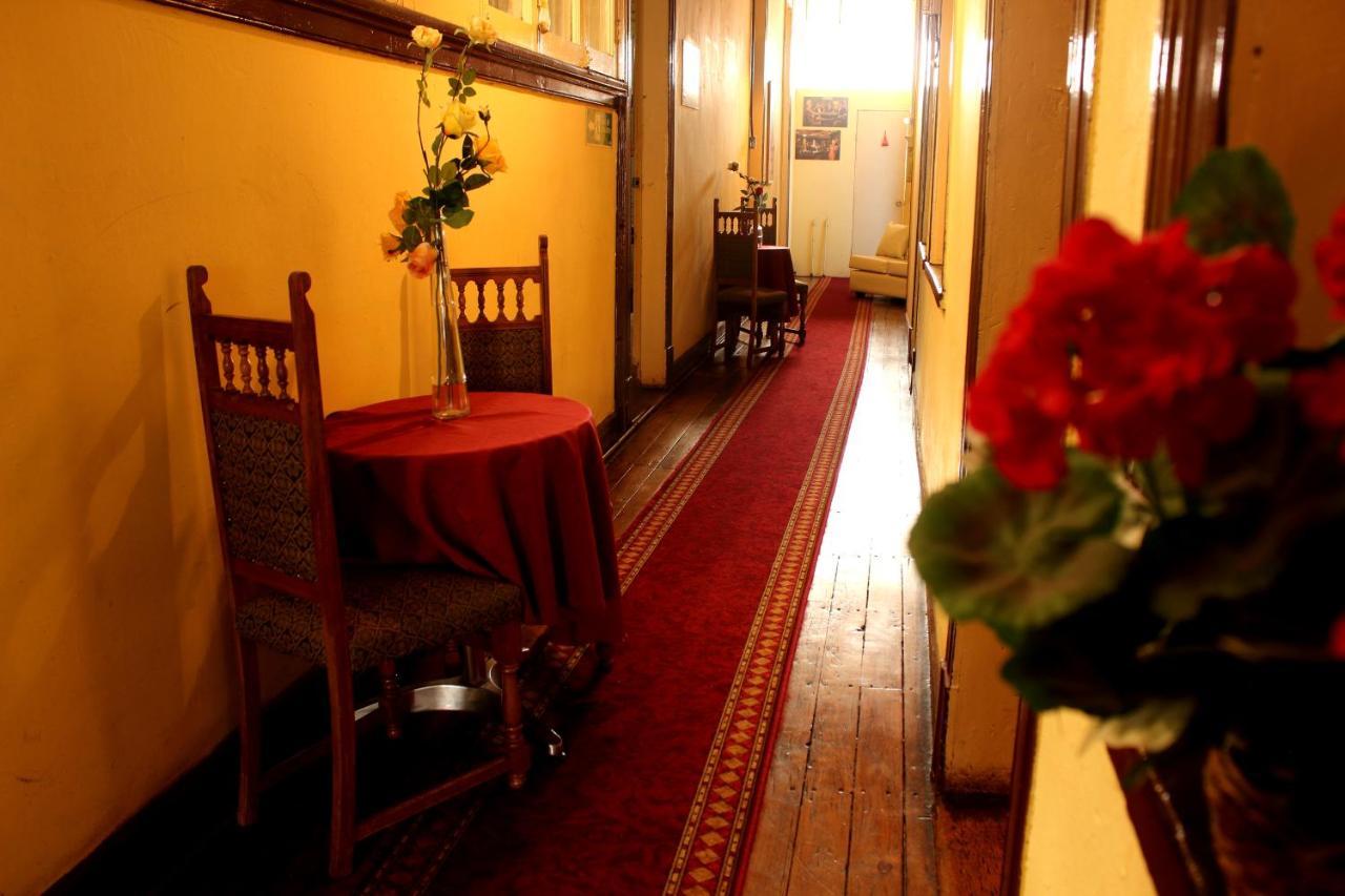 Hostal Fiorenttina فالبارايسو المظهر الخارجي الصورة